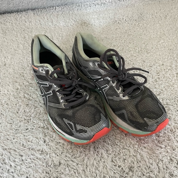 ASICS Gel Nimbus 19 ~ women’s size 8 1/2 - Picture 2 of 5